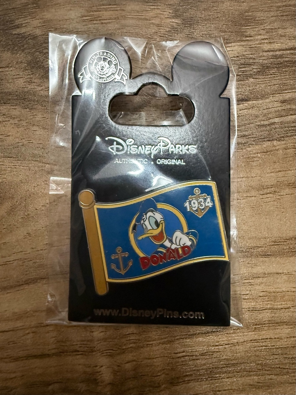 Donald Duck 1934 character pin